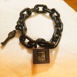 Burberry lock and key watch